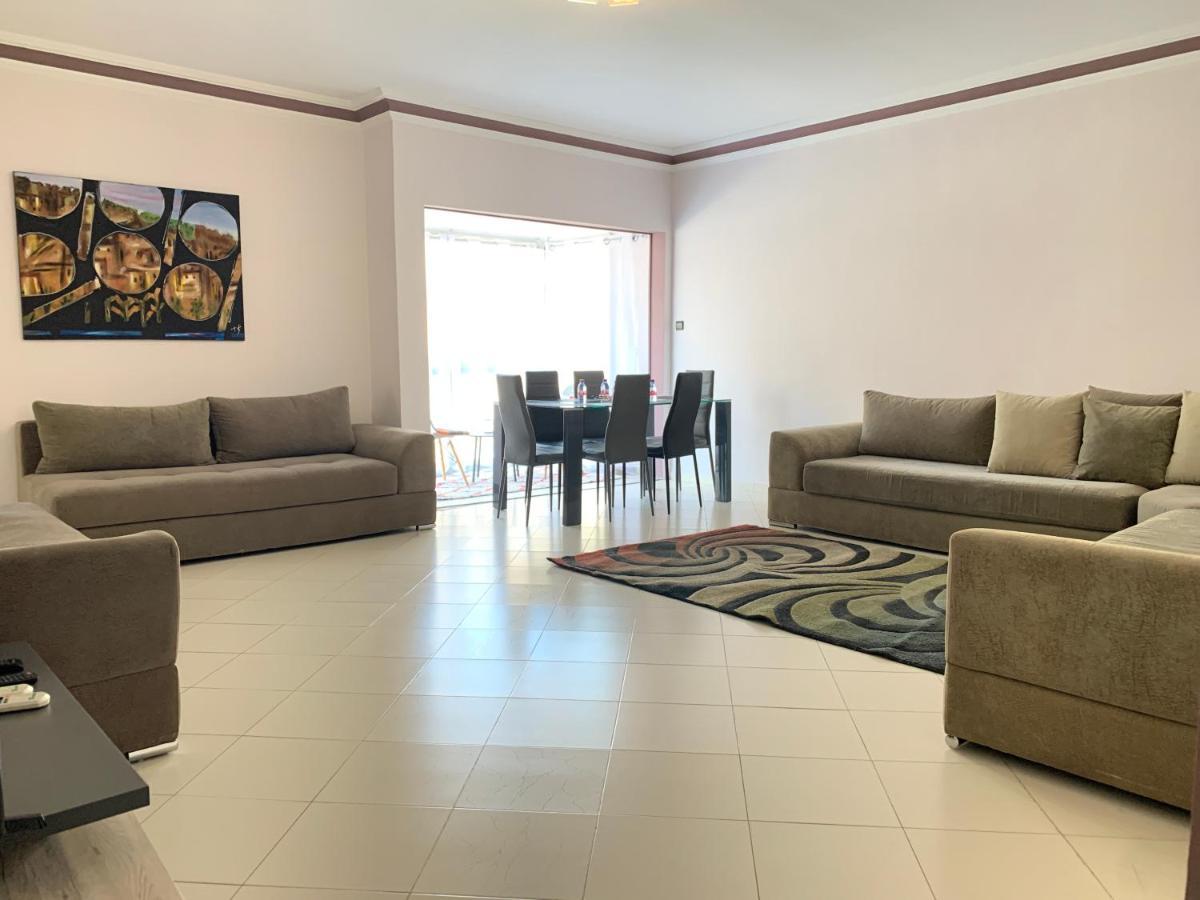 Anfa 28 - 2 Bedrooms - Well Located Apartment - Large And Pleasant الدار البيضاء المظهر الخارجي الصورة